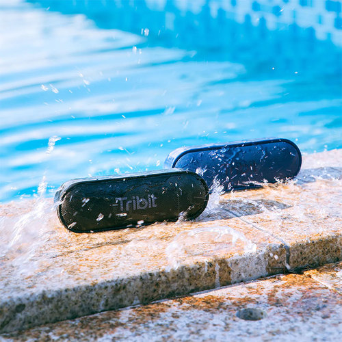 רמקול נייד Tribit XSound Go עם מבנה קומפקטי שחור – תמונה 6