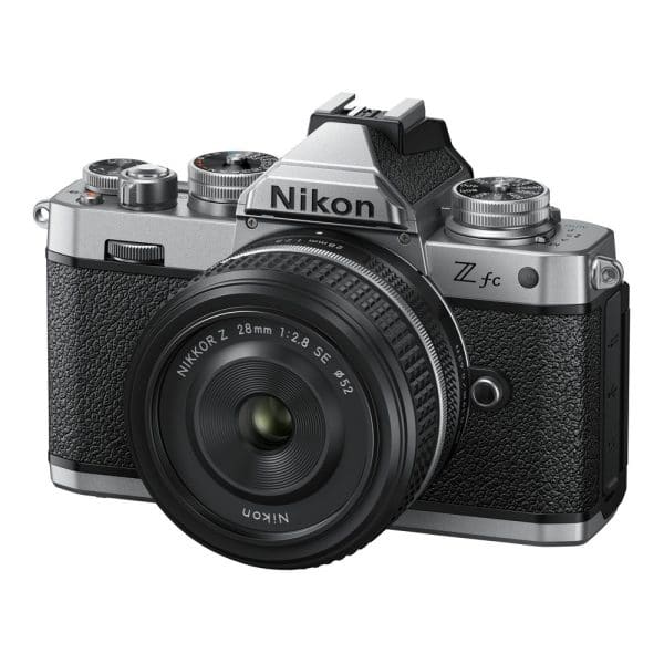 Nikon Z fc + 28mm