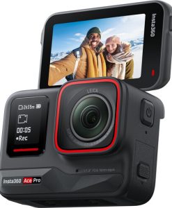 מצלמת אקסטרים Insta360 Ace Pro עם וידאו 8K