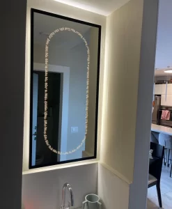 מראה מוארת נטילת ידיים
